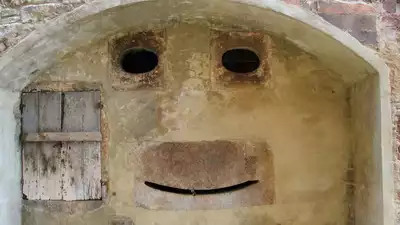 Pareidolia: Beynimiz Neden Yüzleri Her Yerde Görüyor?